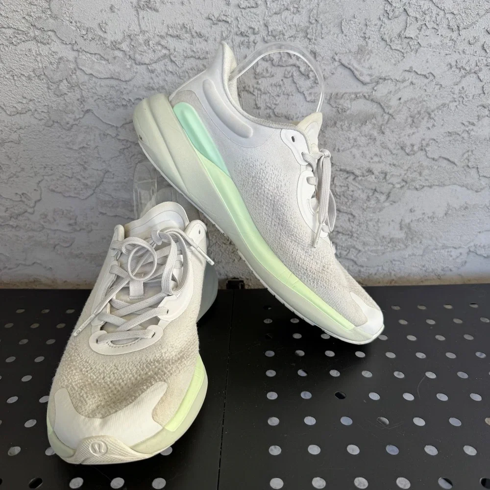 Lululemon Chargefeel Low 2 Workout Shoes Womens 9 US 41 EU Green Sneakers Active